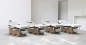 Silverfox 2342A Height-Adjustable Massage Couch